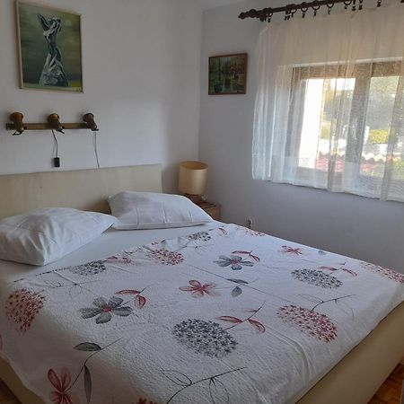 Apartments Mirjana Нови-Винодолски Номер фото